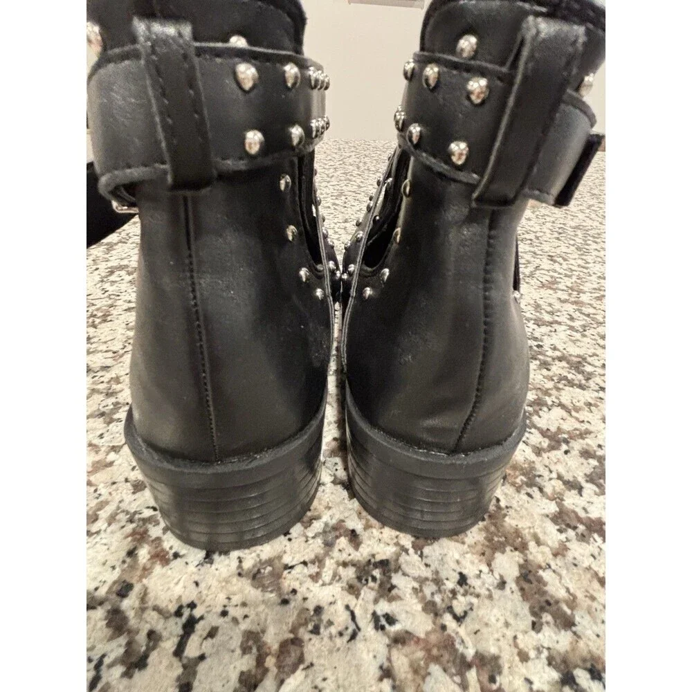 Black Leather Booties Studded, Pointed Toe, Cut Out, Buckle,  Ankle Boots Sz 40